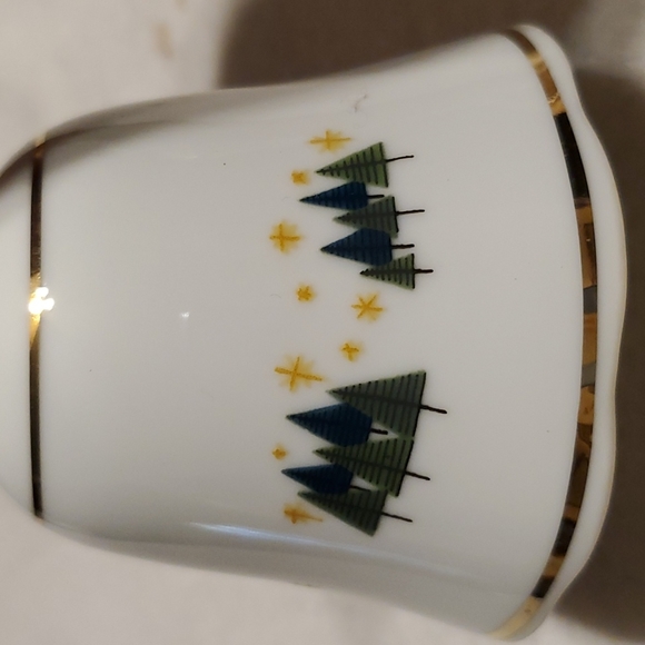 Collectible Reutter Porzellan Germany Christmas Trees Bell-Gold Trim-EC - Picture 3 of 7